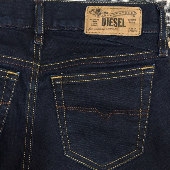 DIESEL NWOT GETLEGG SLIM SKINNY JEANS Size 24βWX32βL - Picture 8 of 12